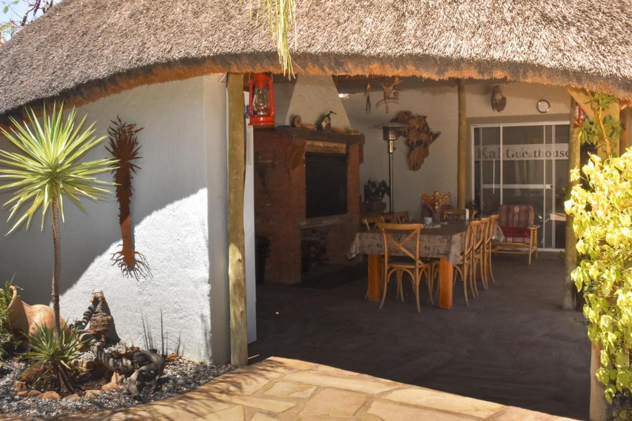 Kamaku Guesthouse Cc Otjiwarongo Kültér fotó